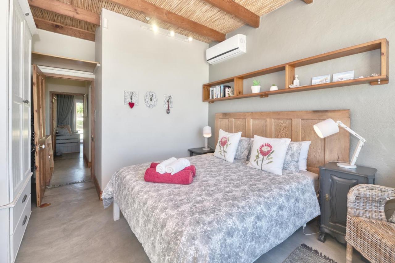 Colours Of The Sea Apartment Struisbaai Extérieur photo